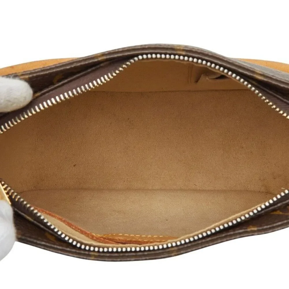 Louis Vuitton Looping MM Shoulder Bag